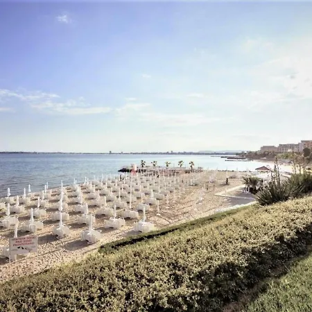 Luxury Studio In The Costal Dreams